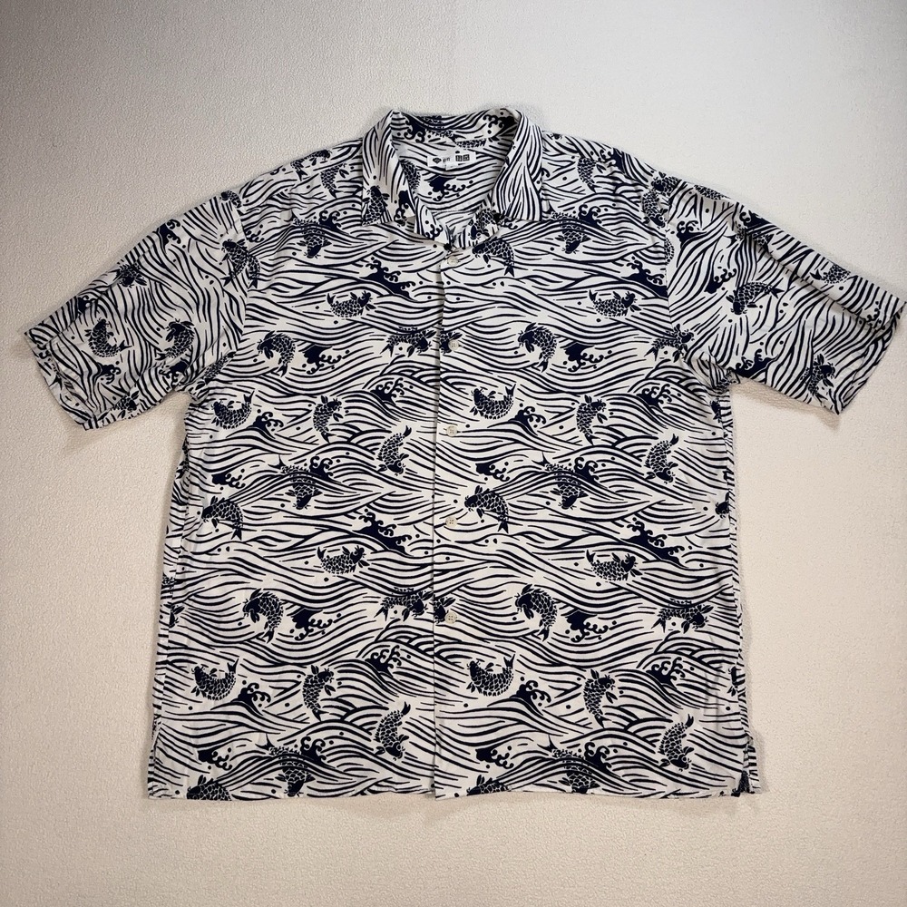 Uniqlo‎ Shochiku Kabuki Koi Shirt Men's M Navy White Loop Collar Camp Resort